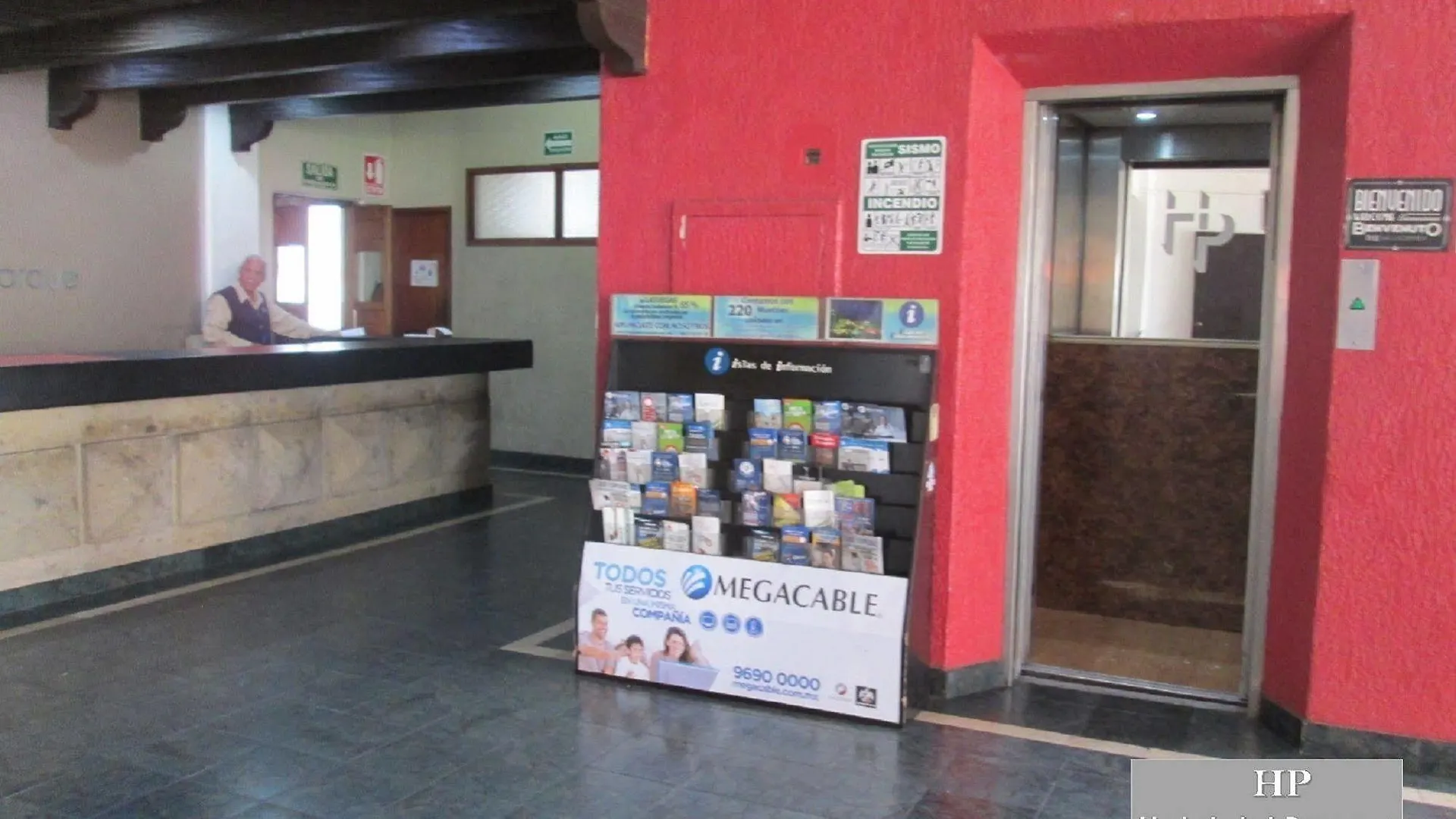 Hotel Del Parque Гвадалахара